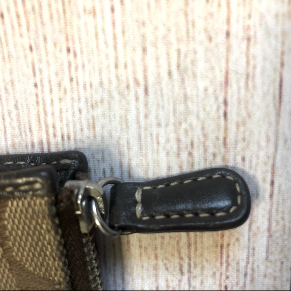 Authentic COACH coin purse - Picture 5 of 5